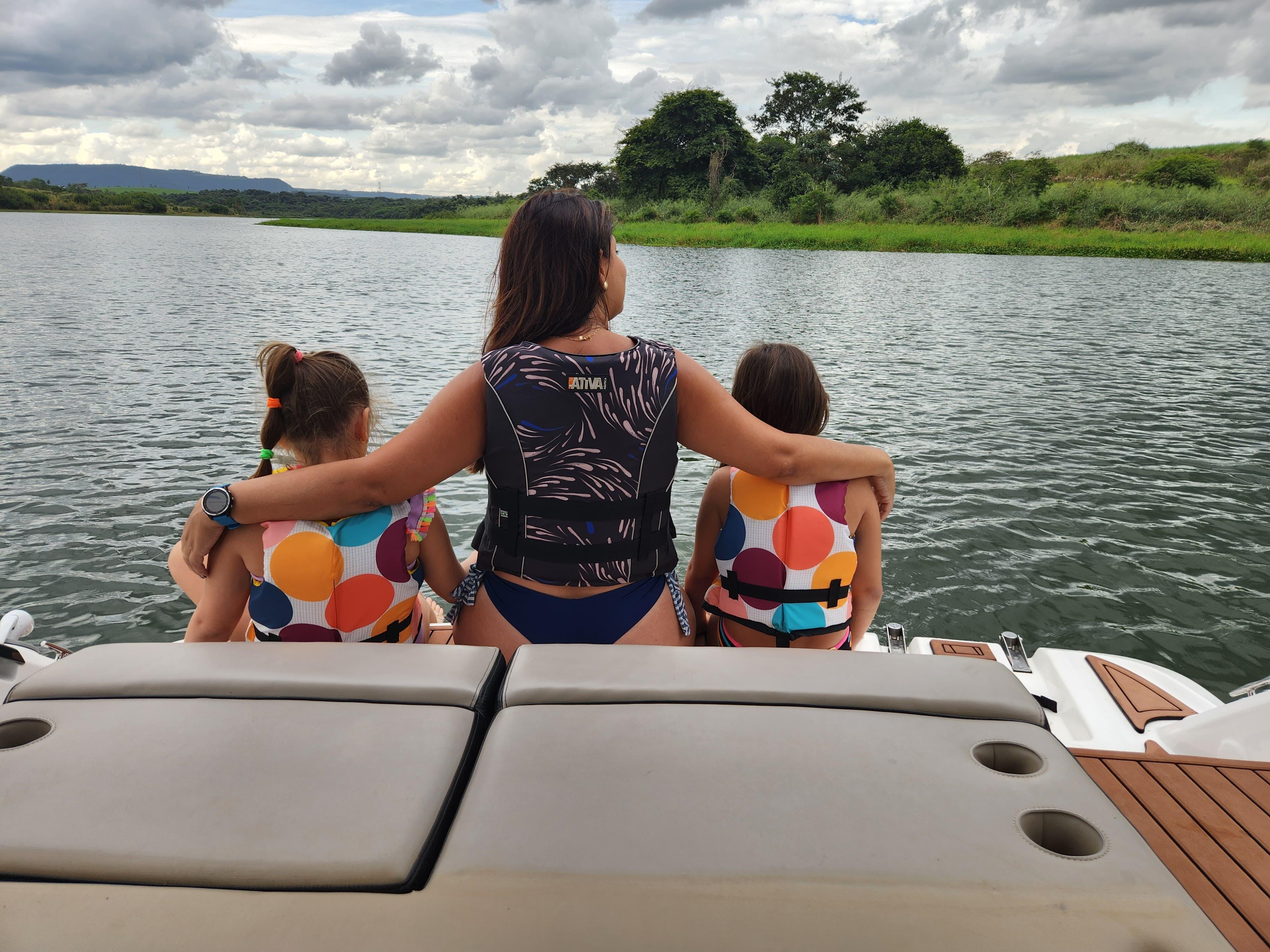Como escolher o colete salva-vidas para crianças